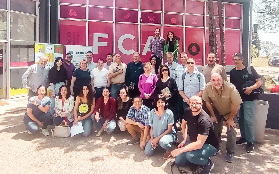 Se realizó el Hackatón para mejorar la comunicación de y para el agro